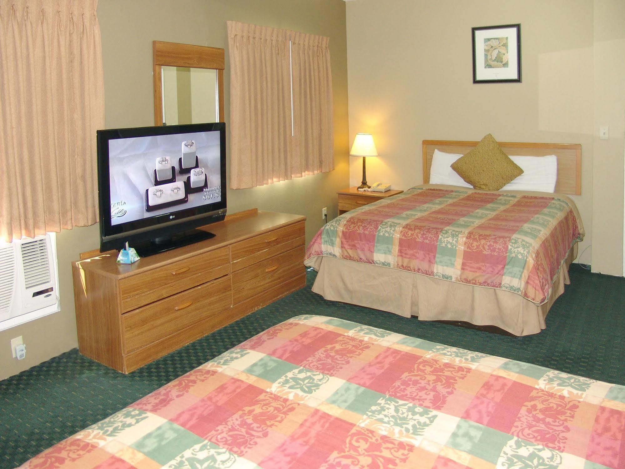 Holland Inn And Suites Taft Exteriör bild