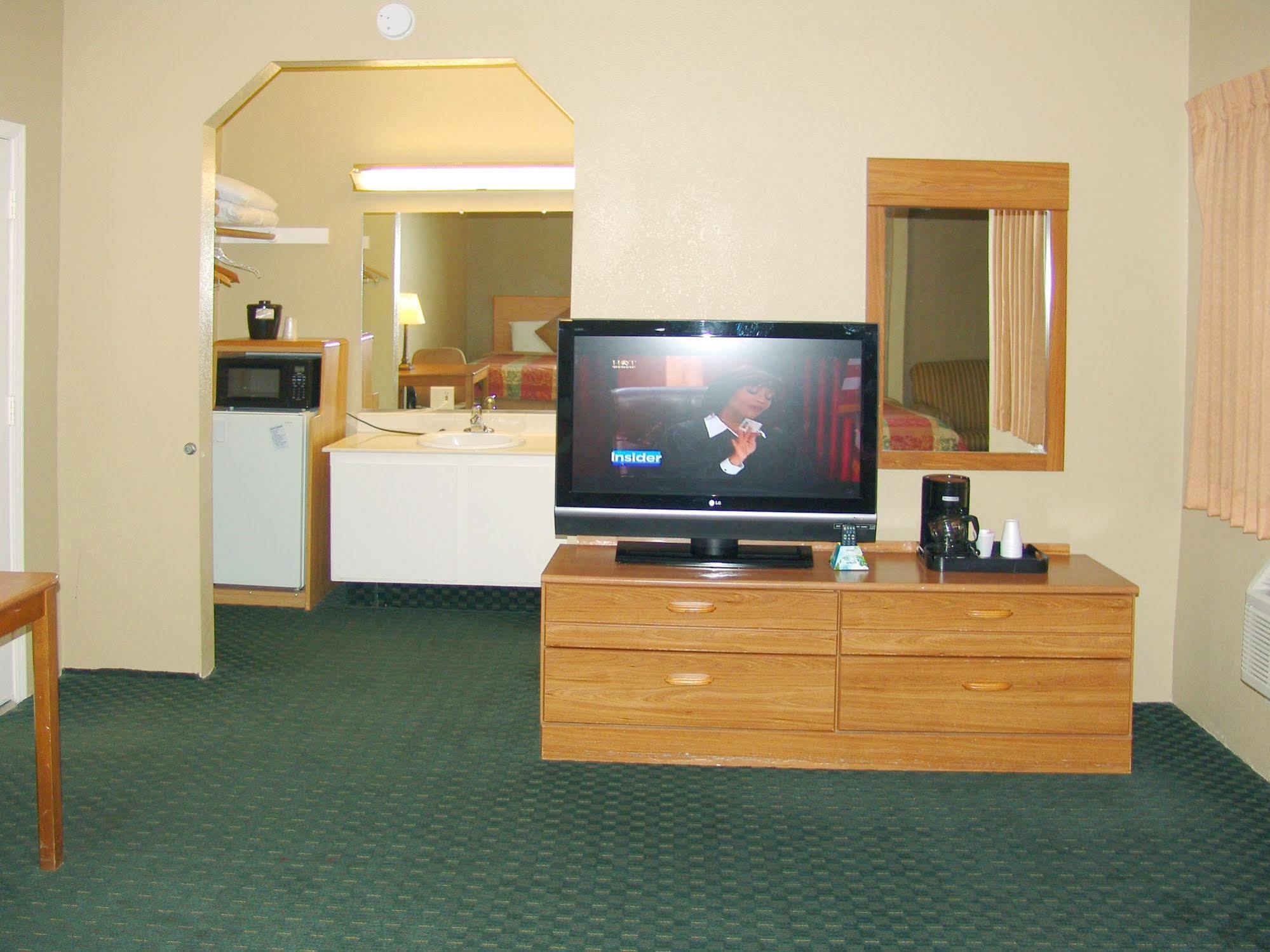 Holland Inn And Suites Taft Exteriör bild
